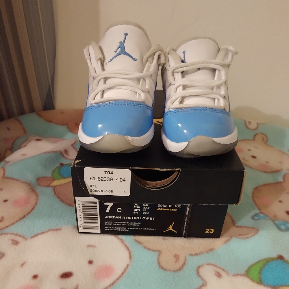 Toddler Nike Air Jordan 11 Low Retro Bt
